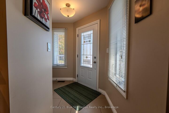 Property Photo:  239 Park Street  ON P2B 3C2 