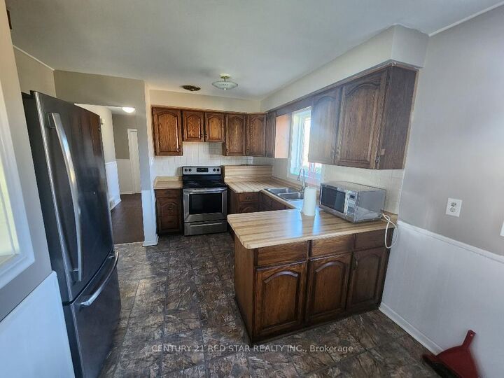 Property Photo:  56 Arkley Crescent Main  ON M9R 3S3 