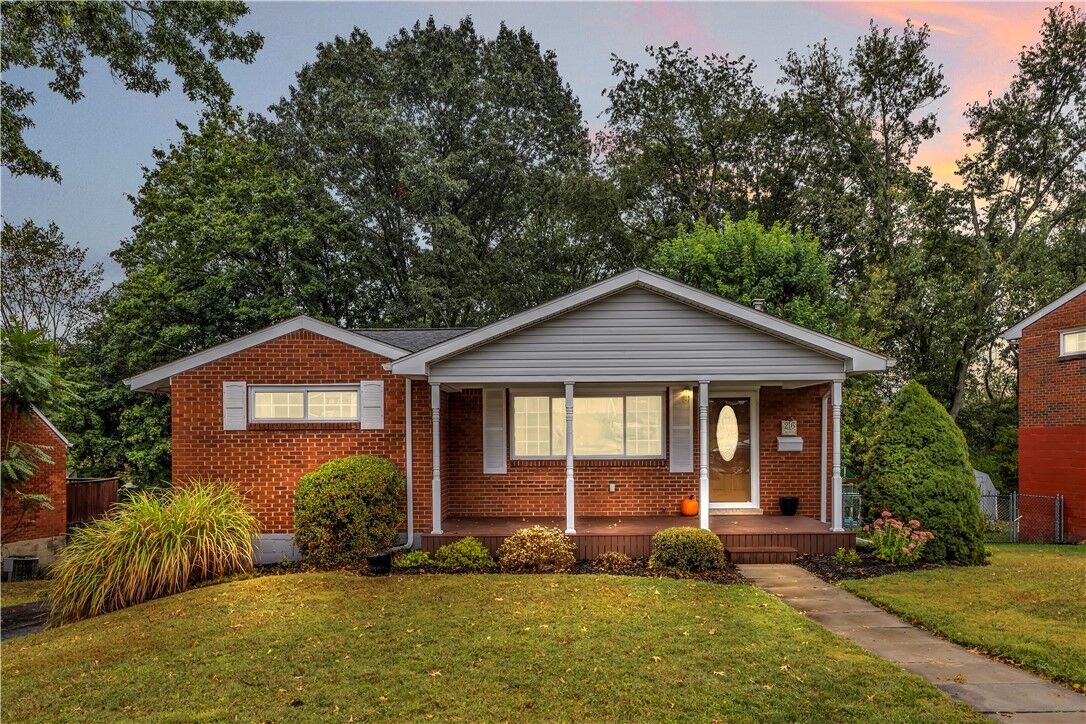 Property Photo:  216 College Park Dr  PA 15146 
