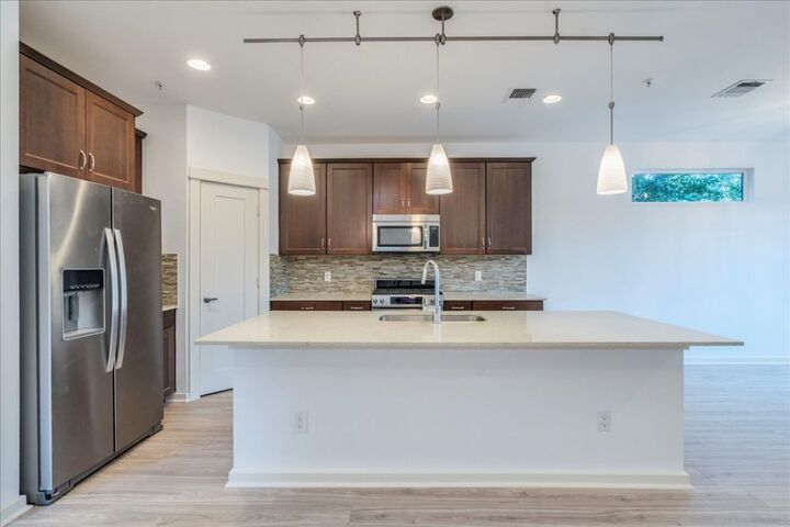 Property Photo: 4006 Valley View Road B TX 78704