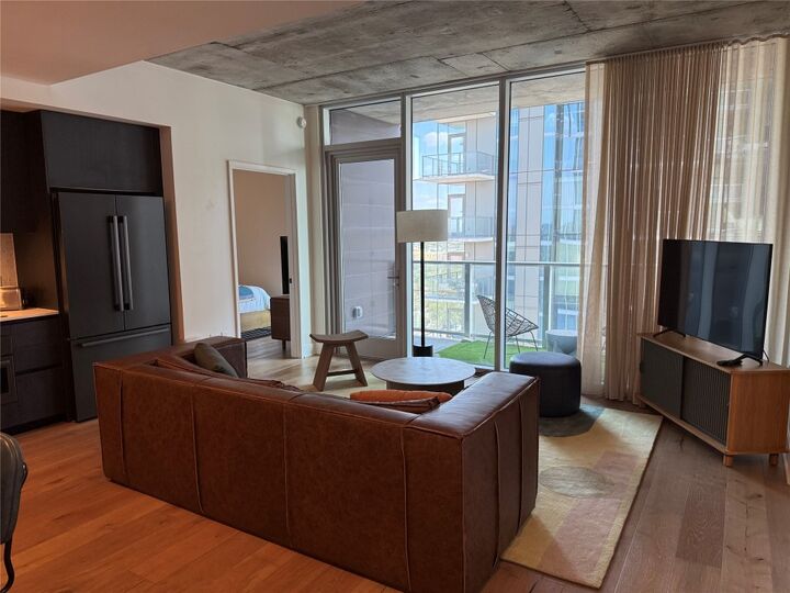 Property Photo:  48 E East Avenue 2509  TX 78701 