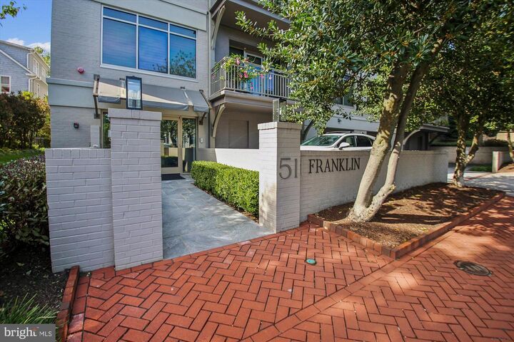 Property Photo: 51 Franklin Street MD 21401