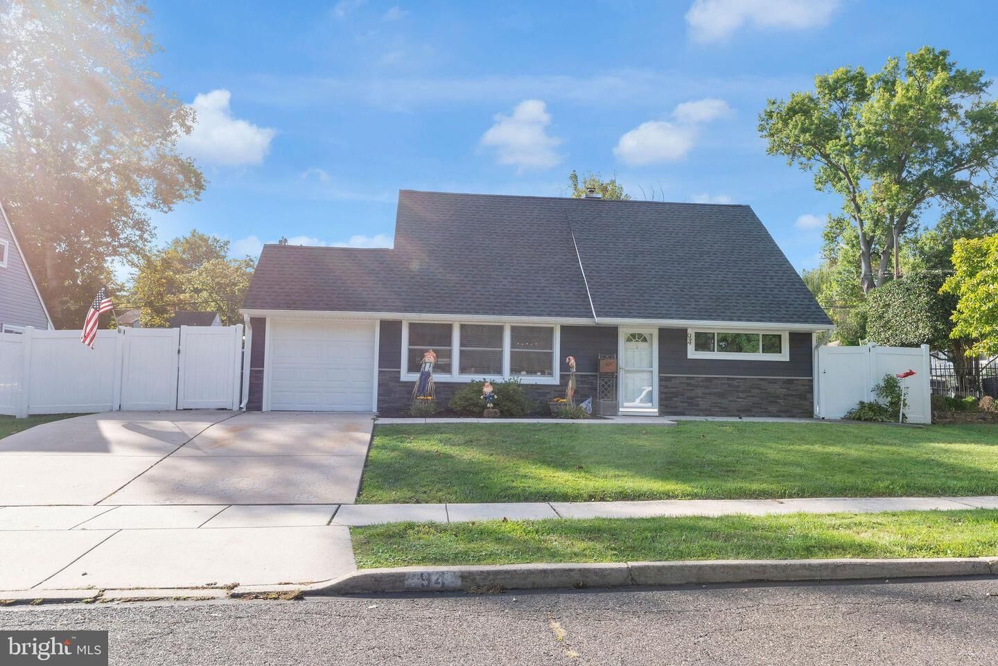 Property Photo:  94 Juniper Drive  PA 19056 