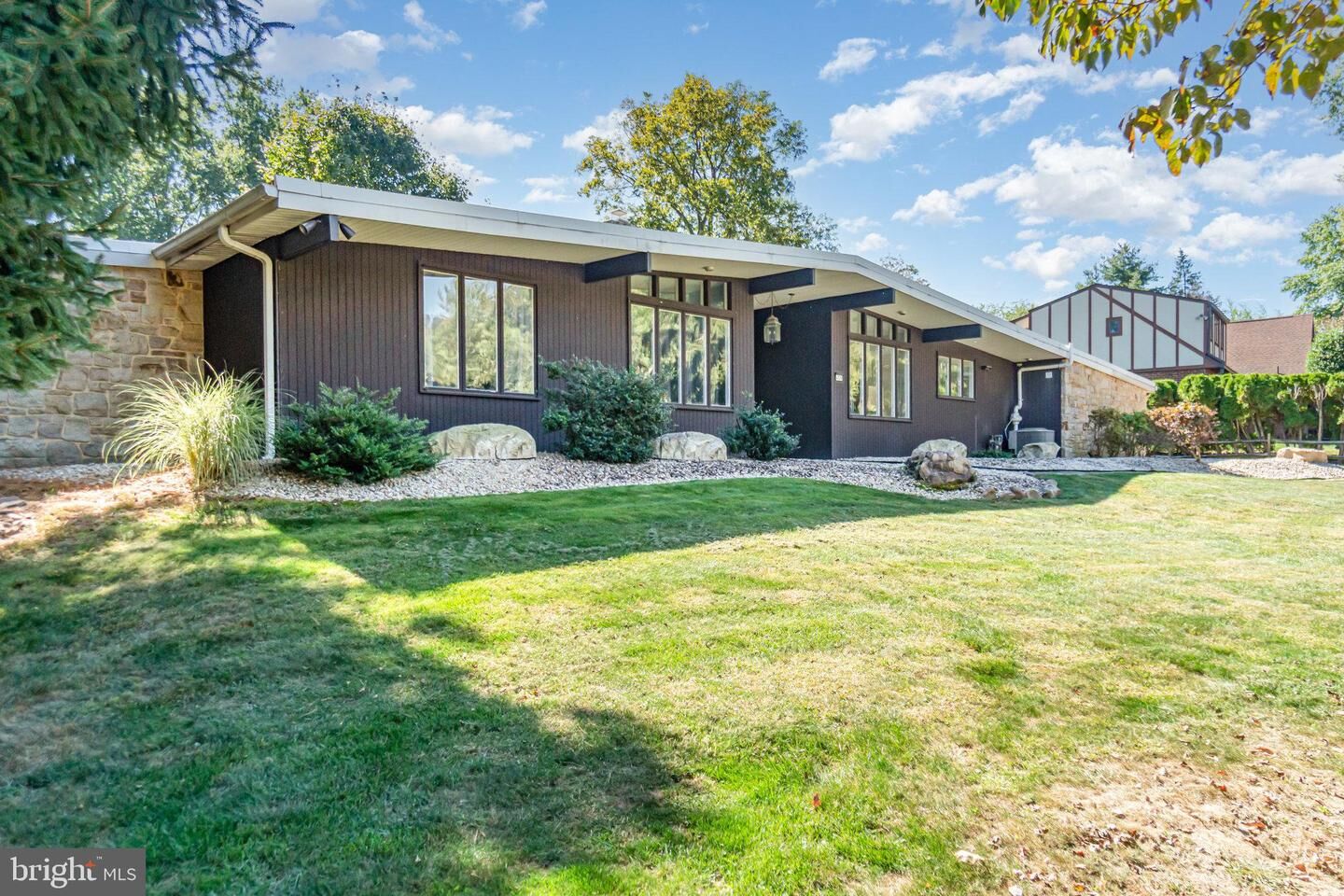 Property Photo: 4529 Custer Terrace PA 17110