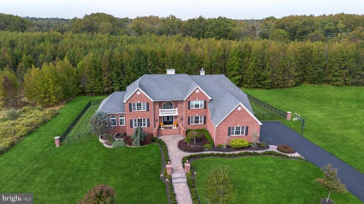 15 Sunny Court  Monroe Twp NJ 08831 photo