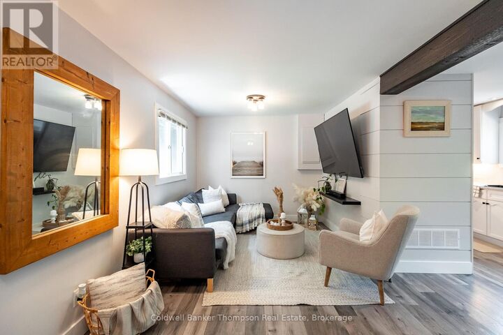 Property Photo:  16 Walpole Street  ON P1H 1V3 