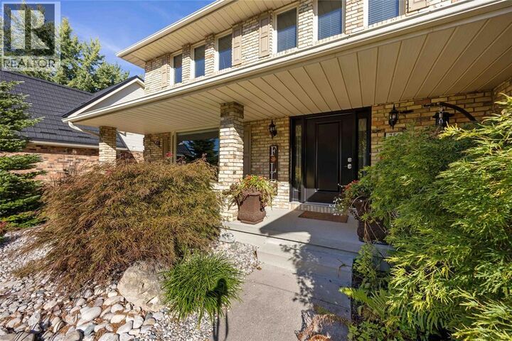 Property Photo:  756 St Clair Parkway  ON N0N 1G0 