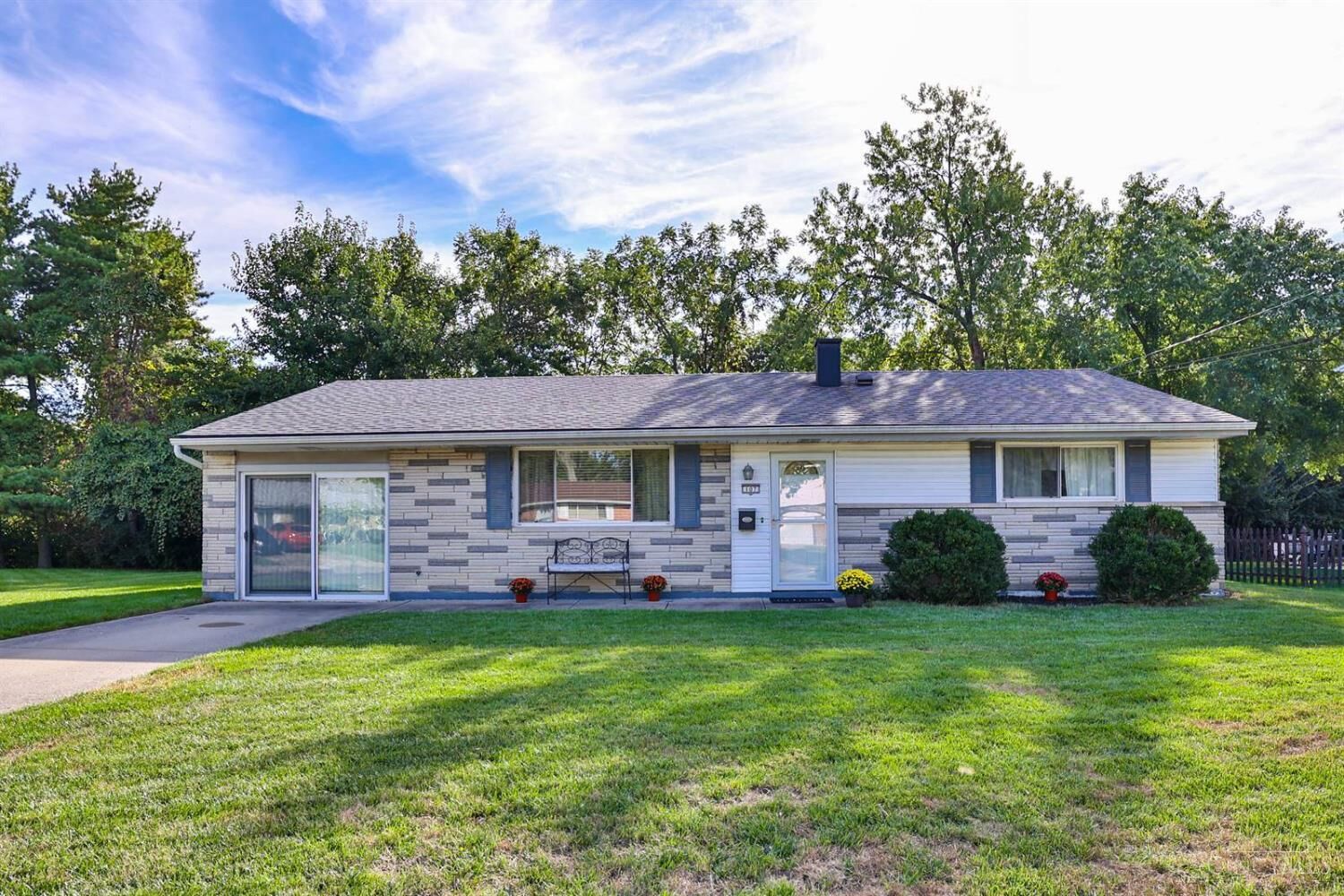 Property Photo: 107 Harter Avenue OH 45246