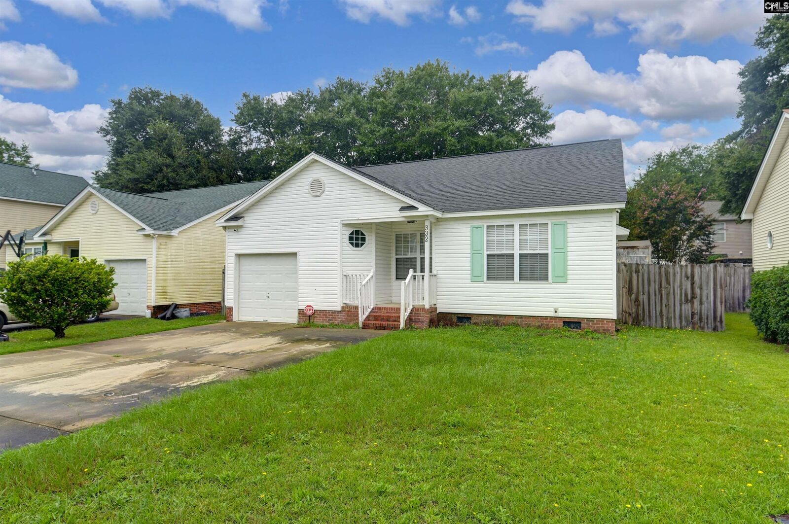 Property Photo: 332 Montclaire SC 29170