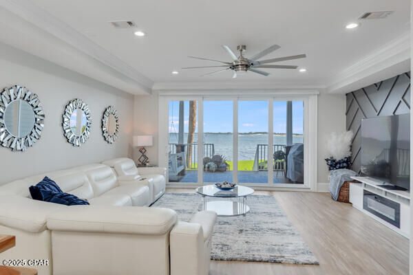 Property Photo: 3827 Mariner Drive FL 32408