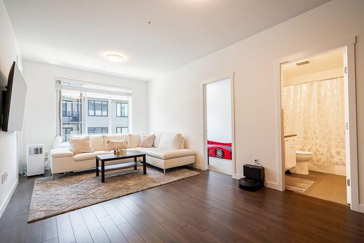 Property Photo: 15815 85 Avenue 407 BC V4N 6X5