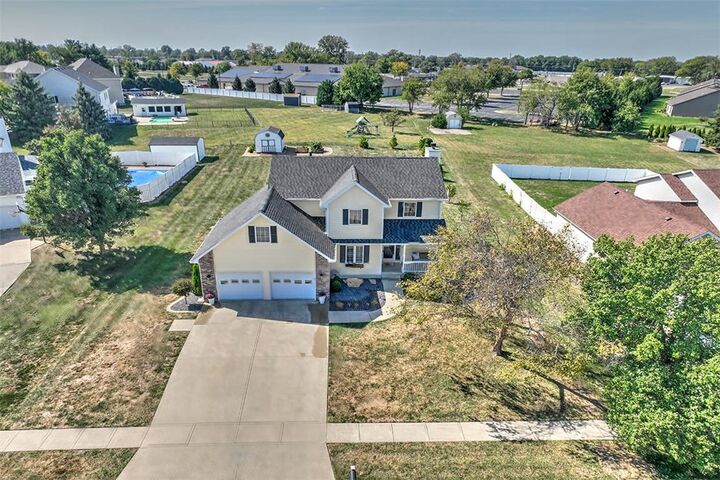 Property Photo: 1440 Alexander Drive IL 62549