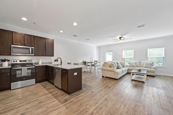 Property Photo: 1712 Sound Haven Court Court FL 32566