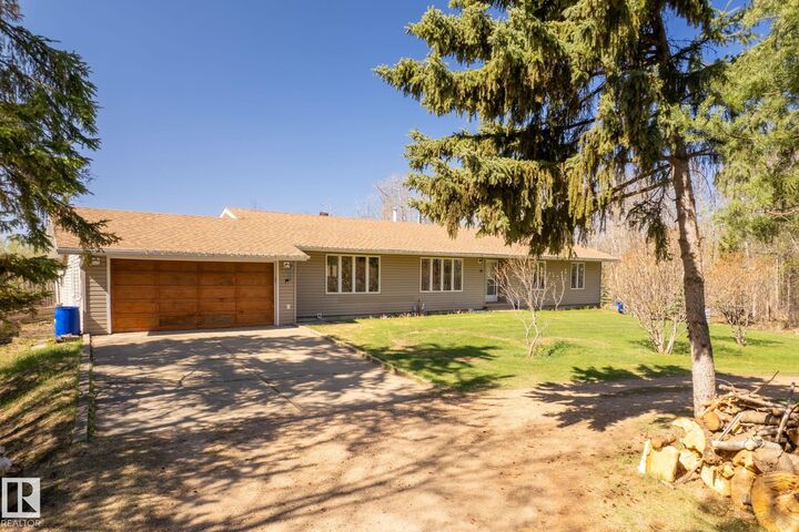 56420 Rge Road 231 19  Rural Sturgeon County AB T0A 1N4 photo