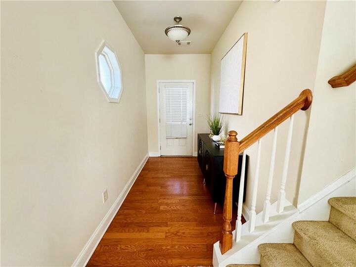 Property Photo:  164 Thorncrest Court  GA 30084 