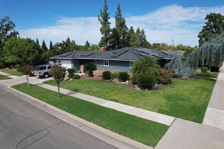 Property Photo:  6671 N Channing Way  CA 93711 