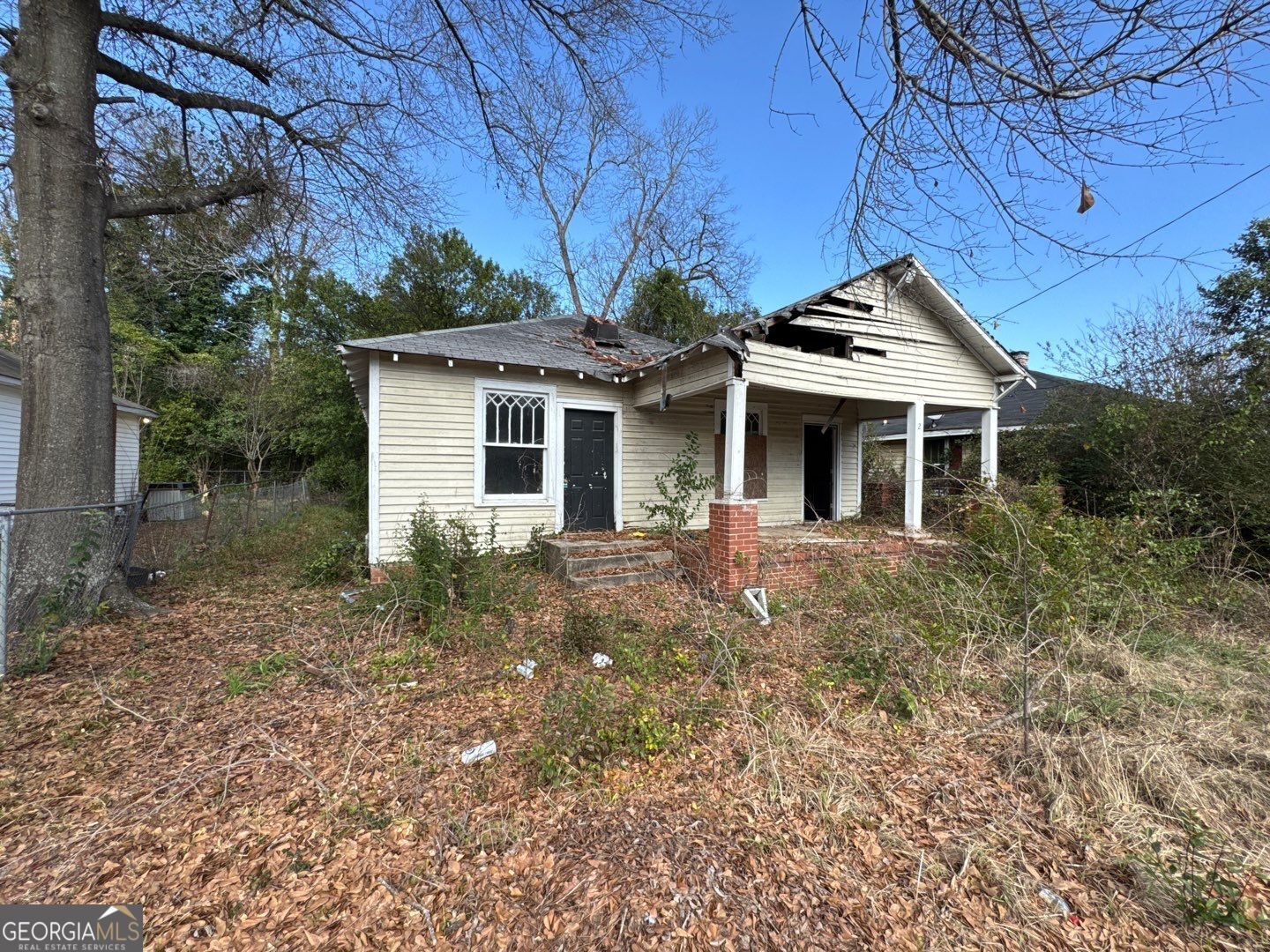 Property Photo:  725 Saint James Avenue  GA 31206 