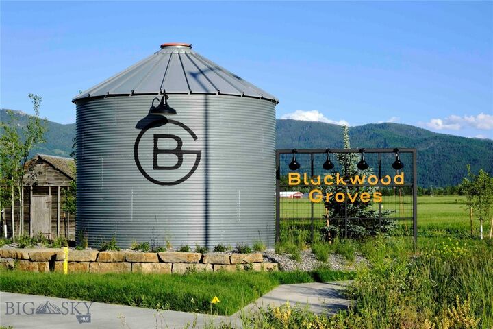 Property Photo:  1310 Cambridge Drive  MT 59715 