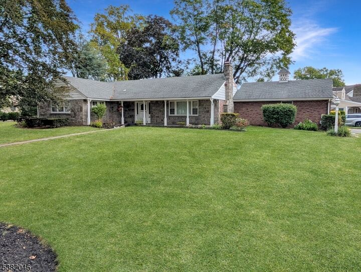 479 Grove St  Clifton City NJ 07013 photo