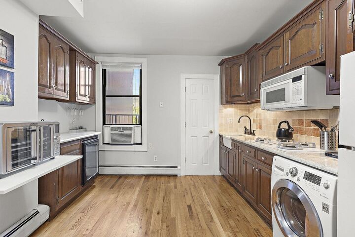 Property Photo:  214 Jefferson St 3S  NJ 07030-1919 