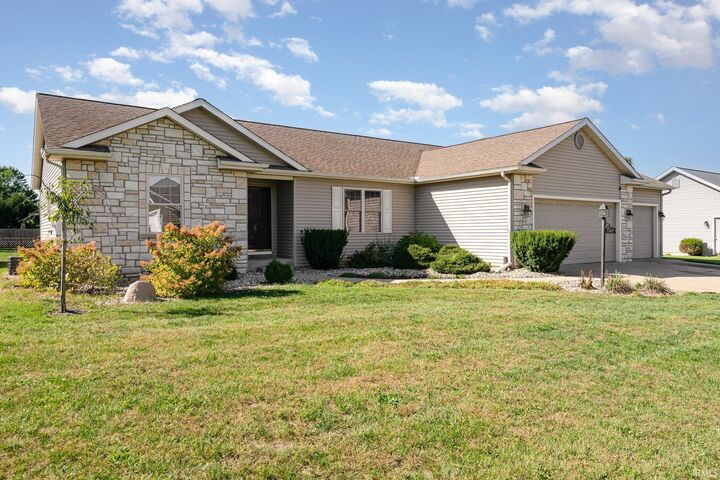 Property Photo:  57445 E Emerald Chase Lane  IN 46528