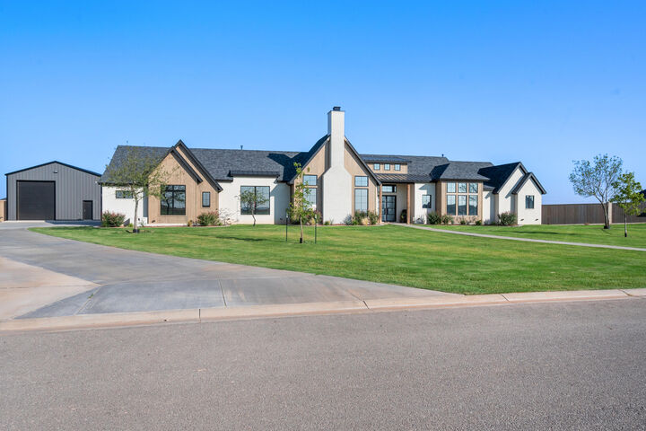 Property Photo:  17609 County Rd 1800  TX 79424 