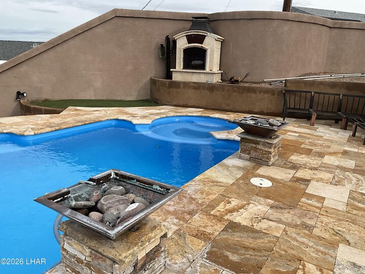 Property Photo:  1210 Crater Ct  AZ 86404 