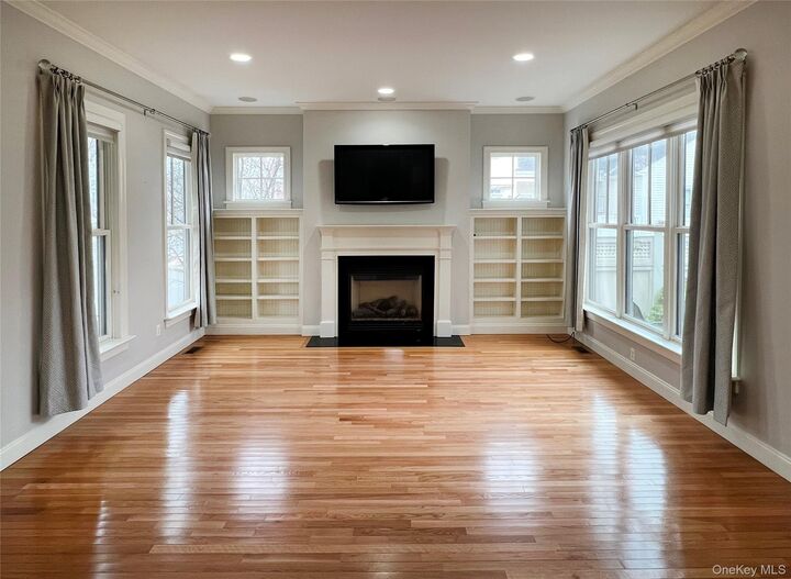 Property Photo:  11 Aske Street  NY 10990 