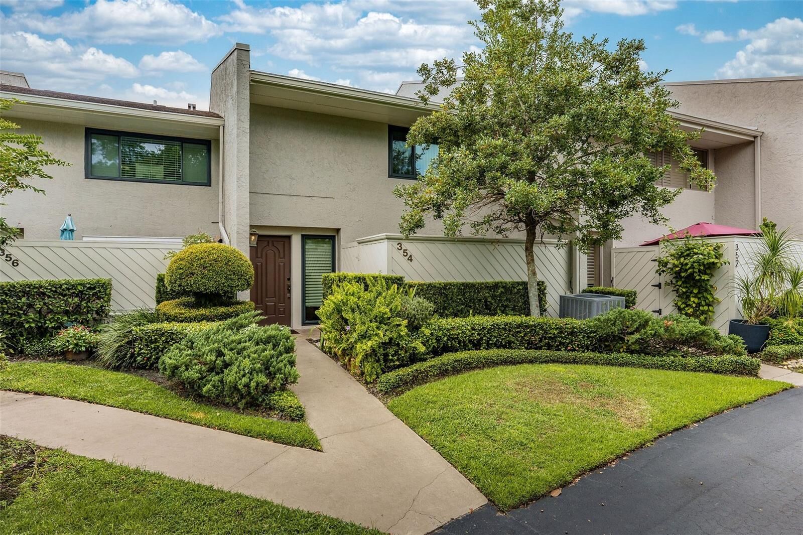 Property Photo:  354 Lakeview Street  FL 32804 