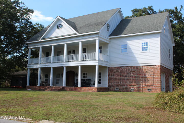 726 Wiggins Circle  Pascagoula MS 39581 photo