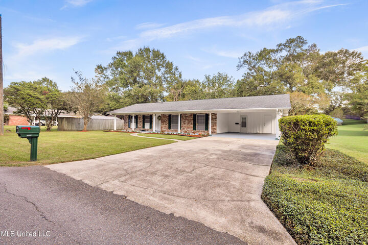 Property Photo:  1003 Union School Road  MS 39466 