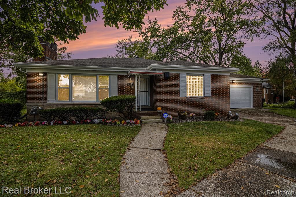 Property Photo: 14480 Wade Street MI 48213 2053