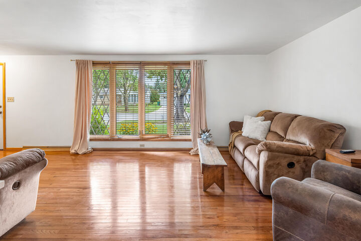 Property Photo:  1444 Liberty St  WI 54304 