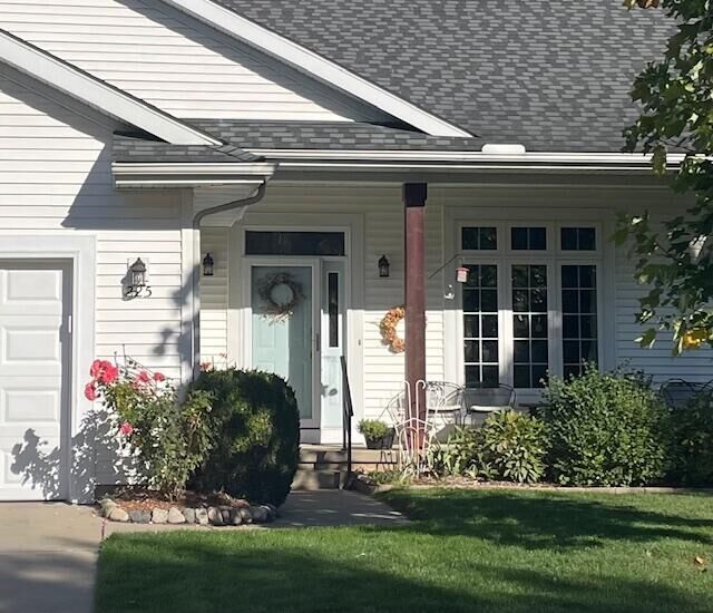 Property Photo:  225 Glenwood Circle Circle  MI 48158 