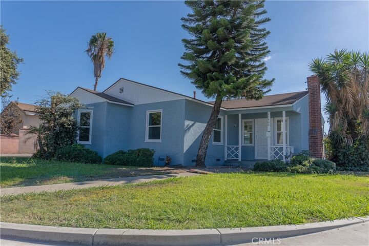 Property Photo: 11402 Rose Hedge Drive CA 90606