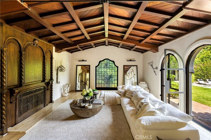 Property Photo:  1851 Outpost Drive  CA 90068 