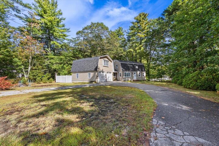 Property Photo:  19 Old Alewive Road  ME 04043 
