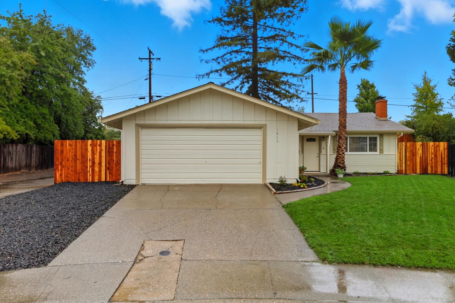 Property Photo:  1411 Michael Way  CA 95661 