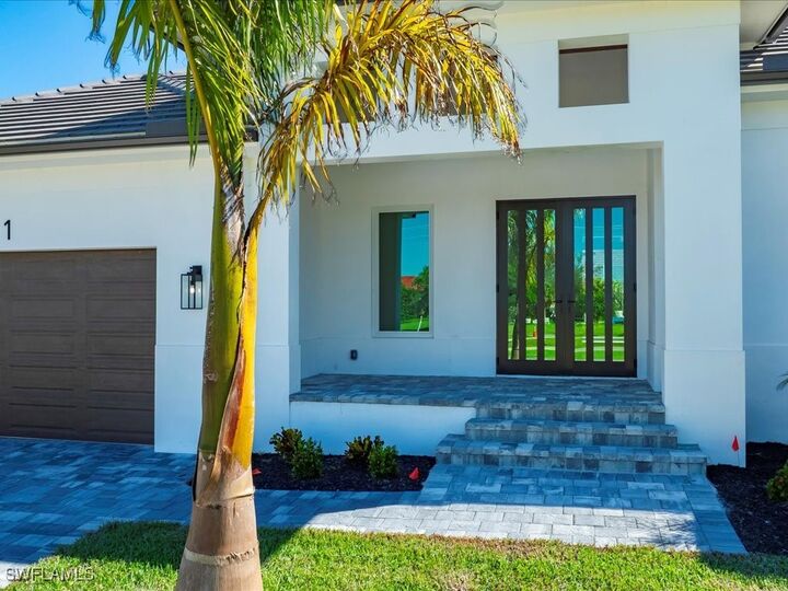 Property Photo:  131 Bald Eagle Drive  FL 34145 