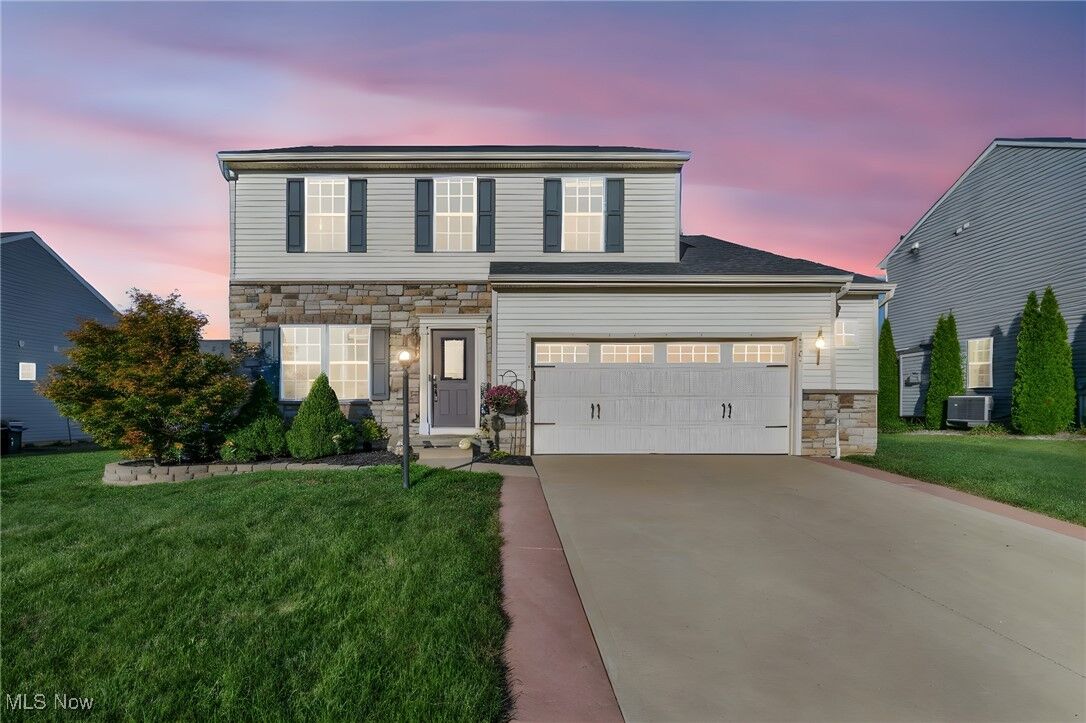 Property Photo: 3105 Sterling Lake Drive OH 44256