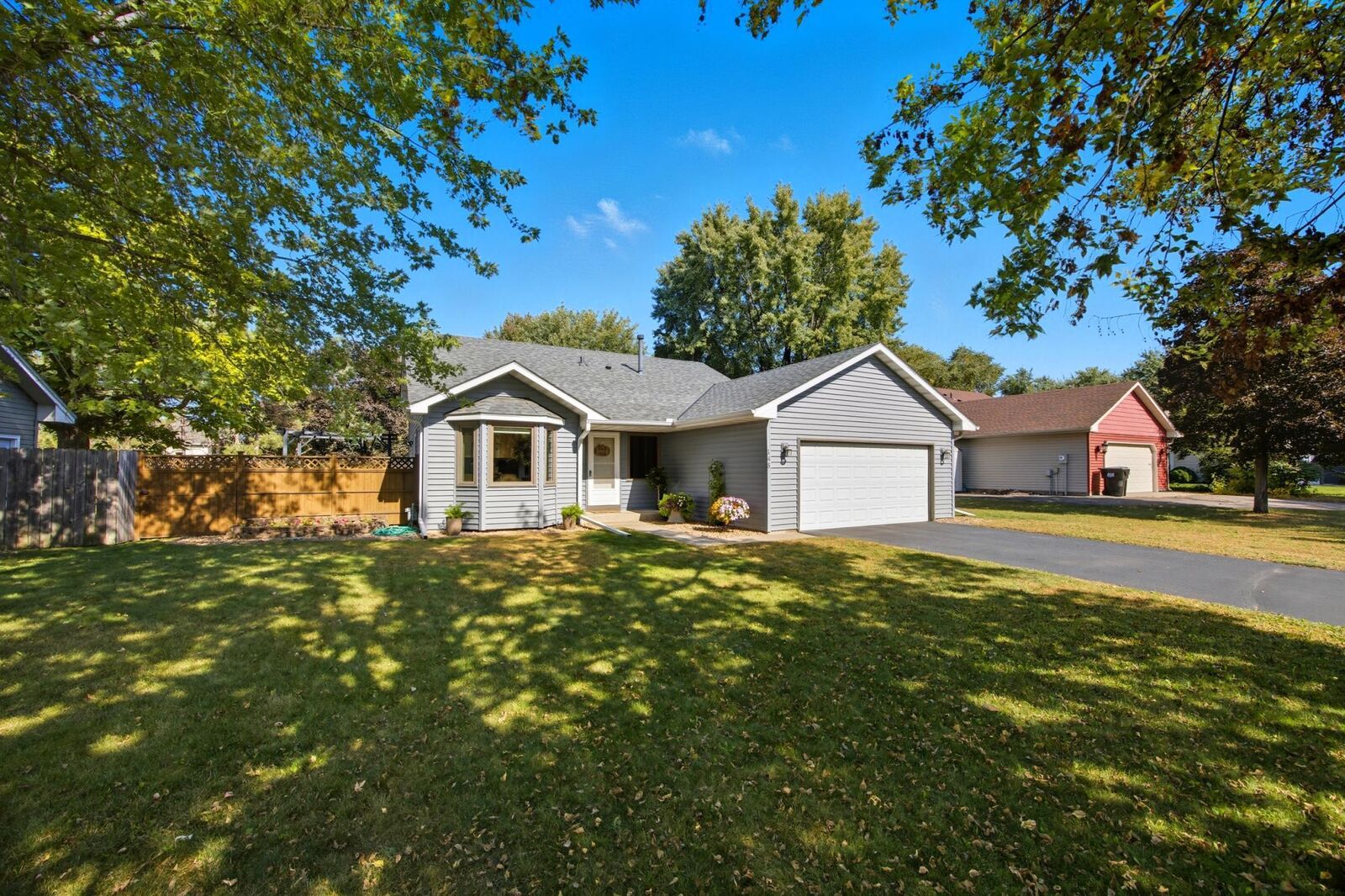 Property Photo:  145 Green Briar Drive  MN 55014 
