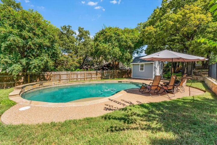 Photo de la propriété: 104 Carriage Hill Court TX 76087