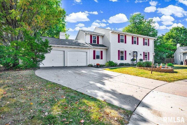 Property Photo:  5501 N Holly Hedges Court  IL 61614 