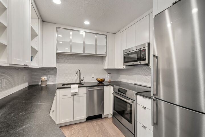 Property Photo:  51 Pettee St 11  MA 02464 