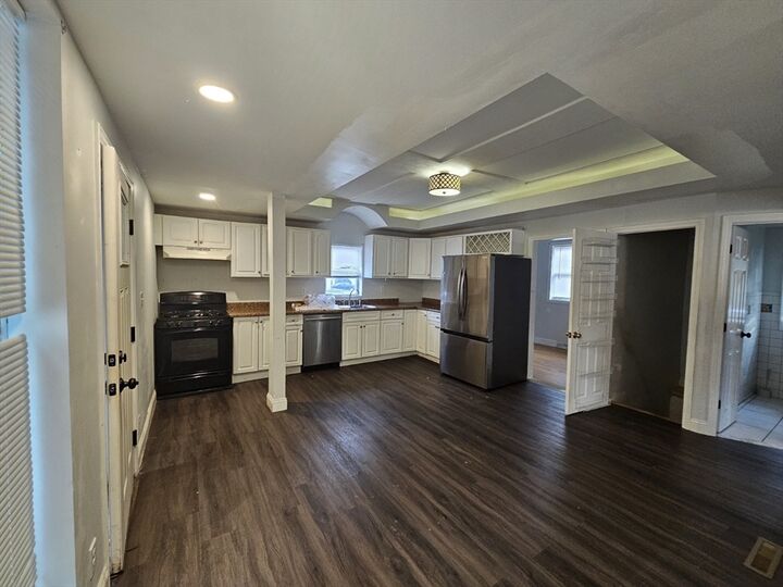 Property Photo:  3 Forestview Ave 1  MA 01850 