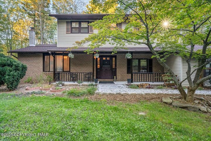 Property Photo:  150 Longwoods Drive  PA 18353 