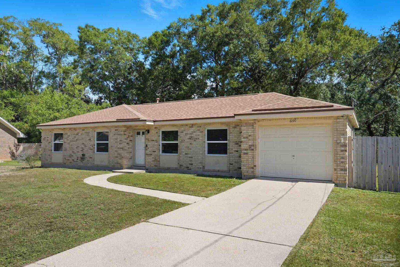 Property Photo:  6190 Arbutus Dr  FL 32504 