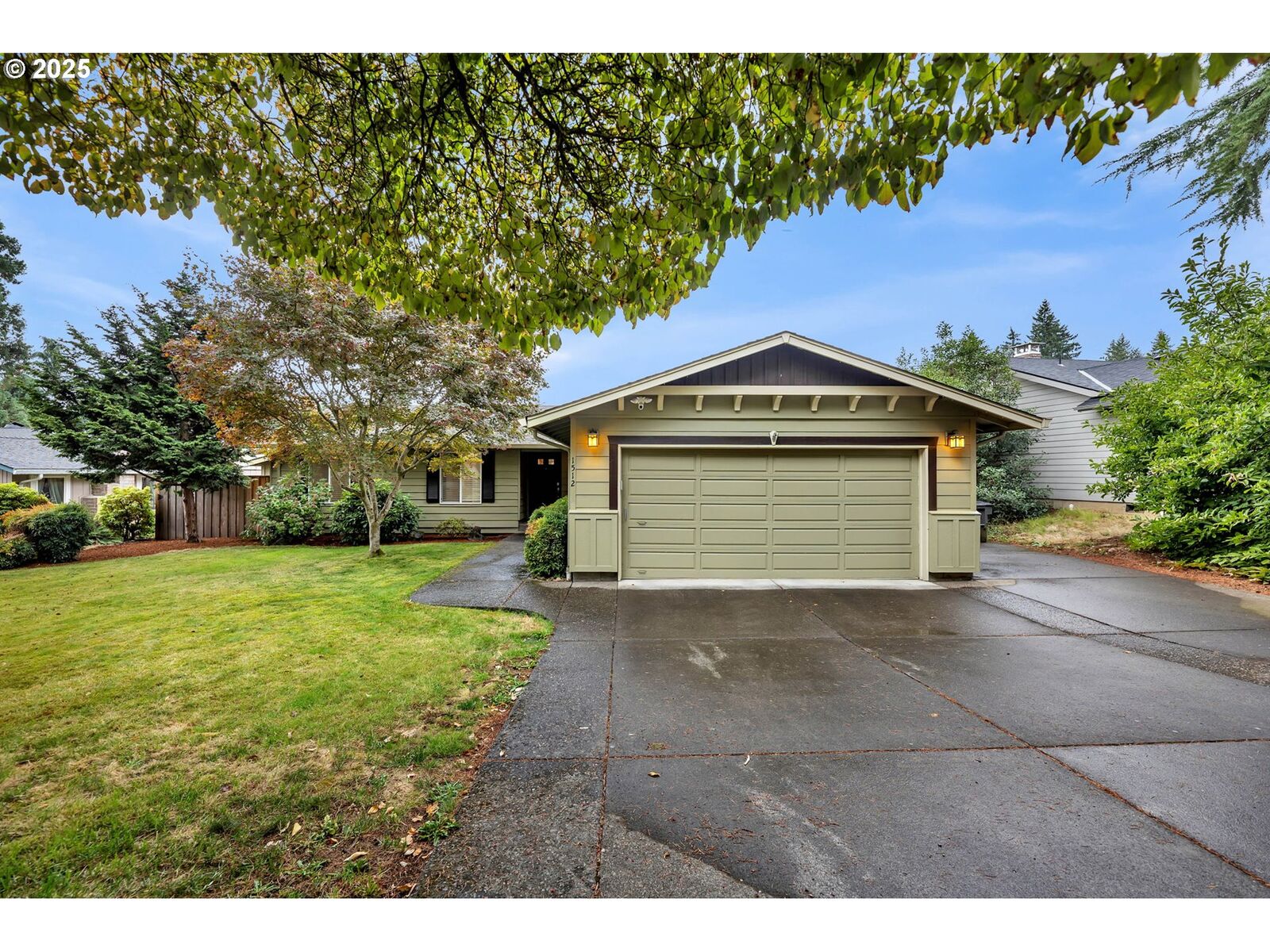 Property Photo:  1512 SE 121st Ave  WA 98683 