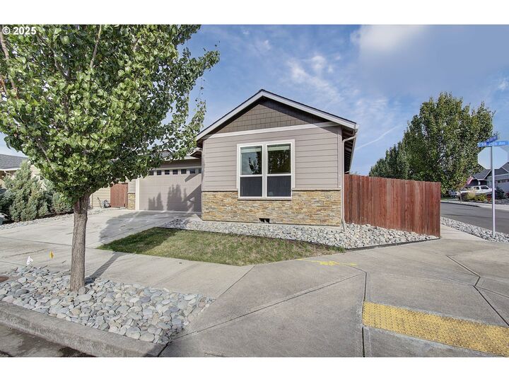 Property Photo: 1523 NW 25th Ave WA 98604