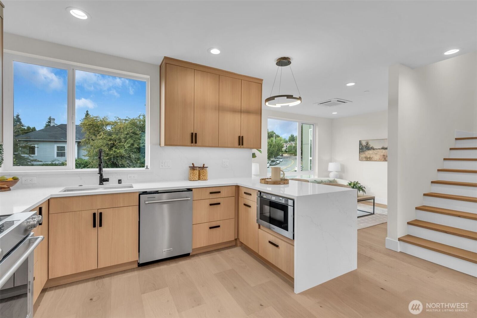 Property Photo:  6402  Fauntleroy Way SW  WA 98136 